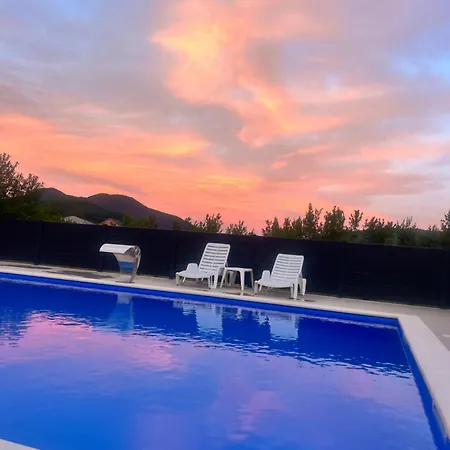 Holiday home Vikendice Ramsko Jezero Rama Prozor Jaklici